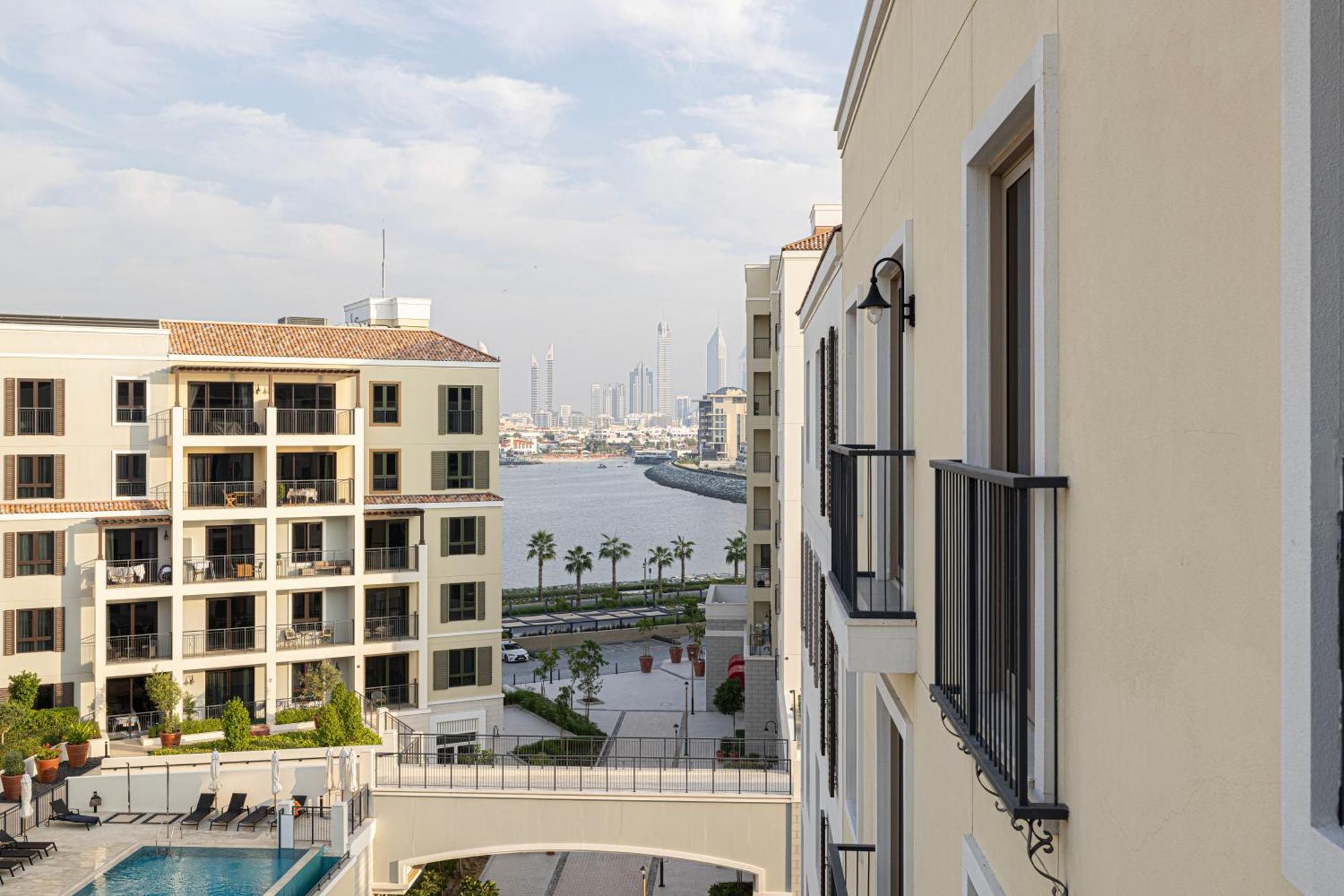 2Br La Rive B2 Next To La Mer Beach Apartment Dubai Exterior photo